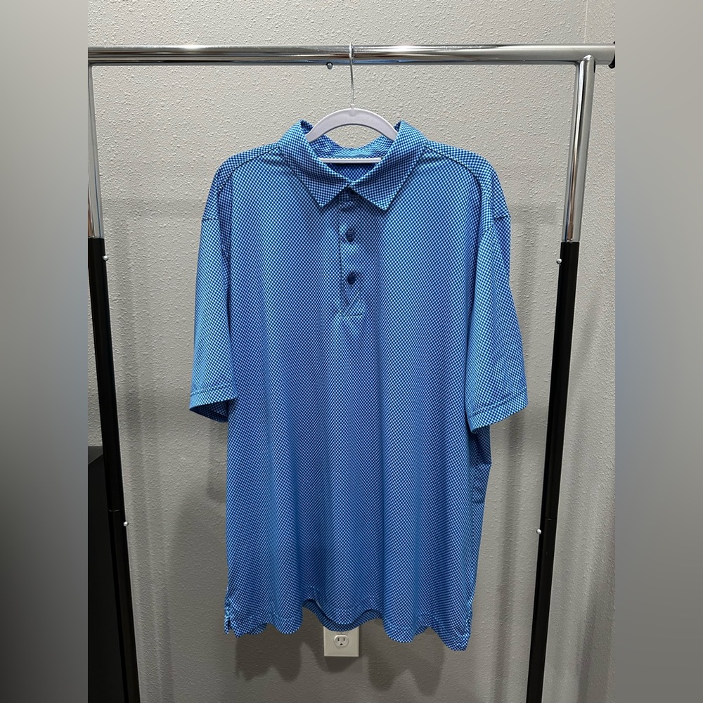 Cutter Buck Golf Shirt Size XL Blue Pattern